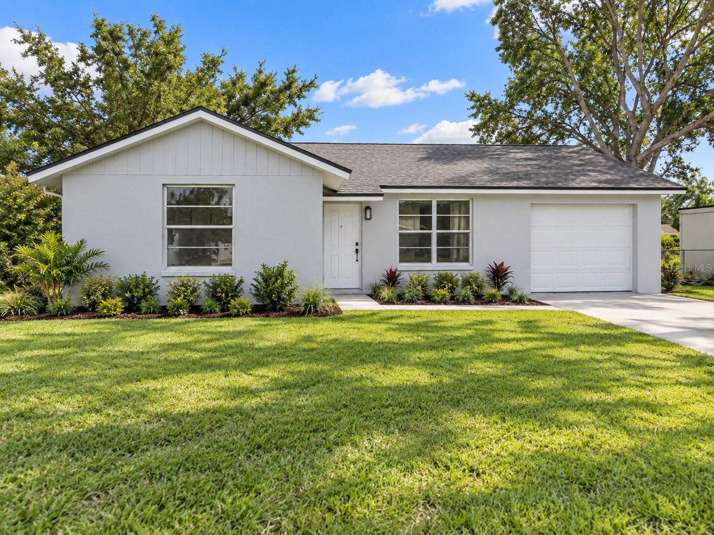 7234 JENNER AVE - Photo 1