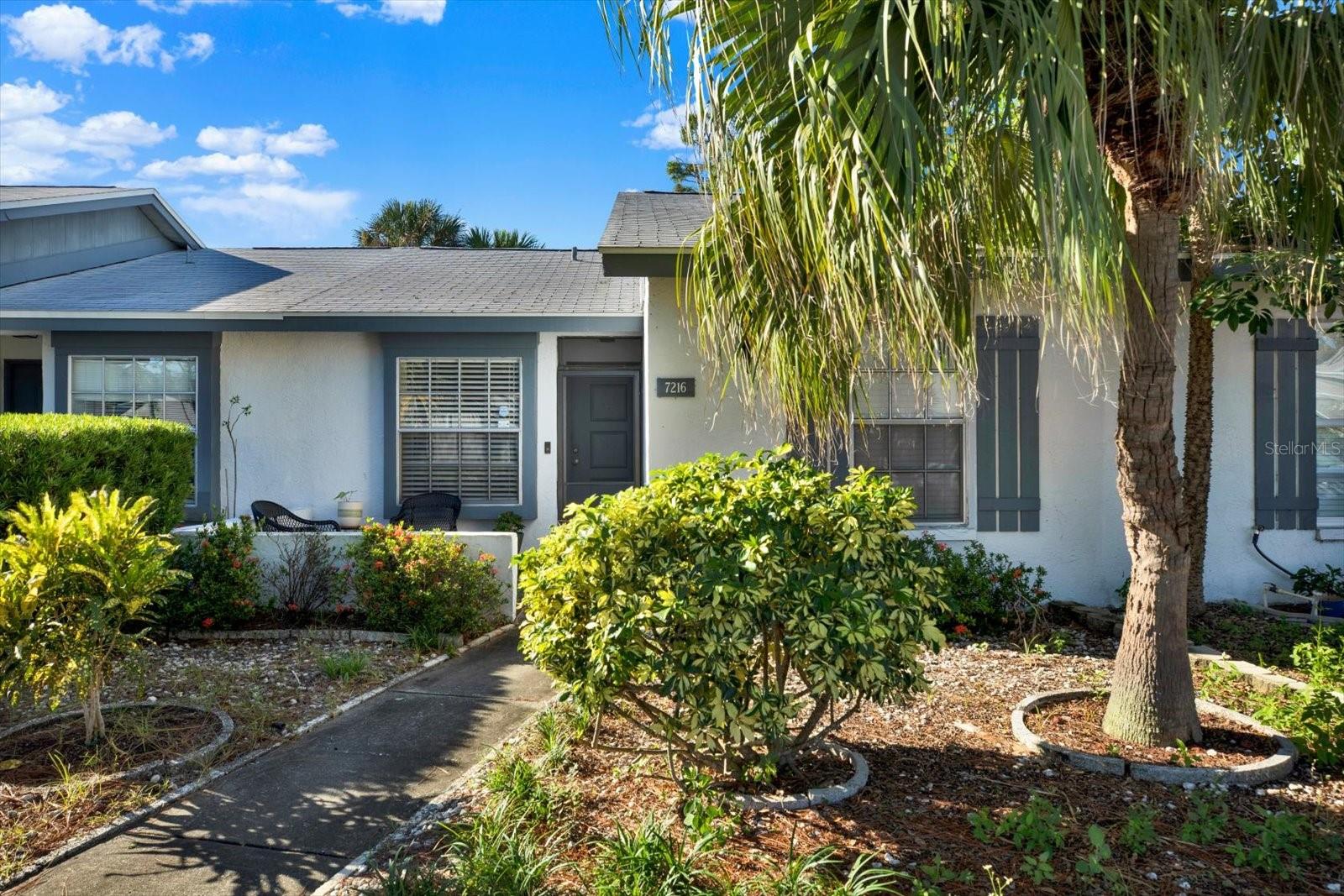 7216 PARKSIDE VILLAS DR - Photo 1