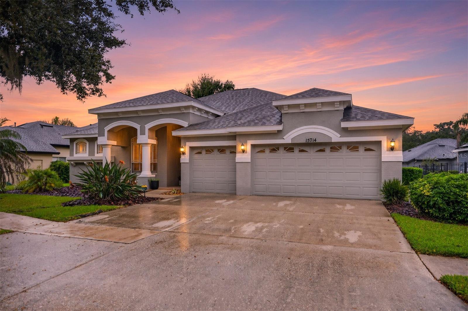 15714 IBISRIDGE DR - Photo 1