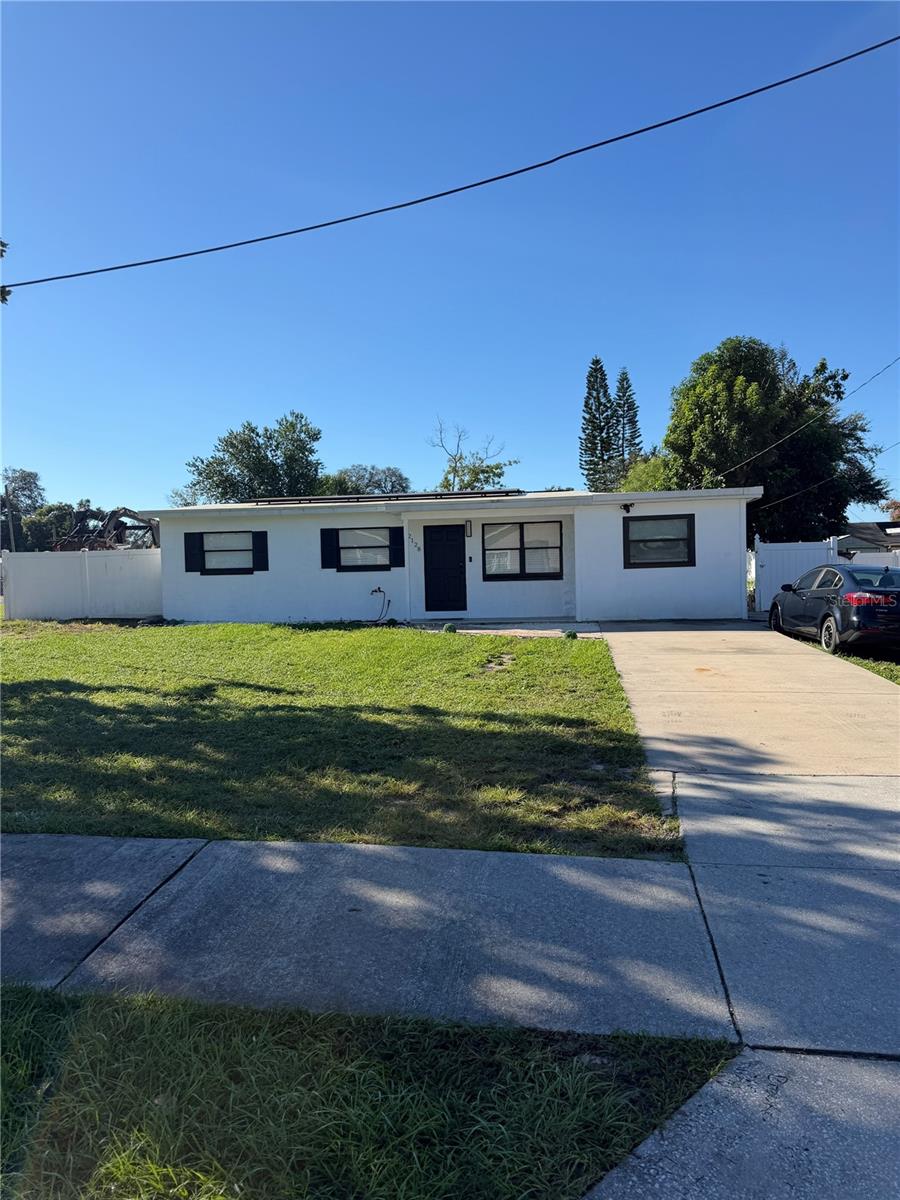 2128 W PERIO ST - Photo 1