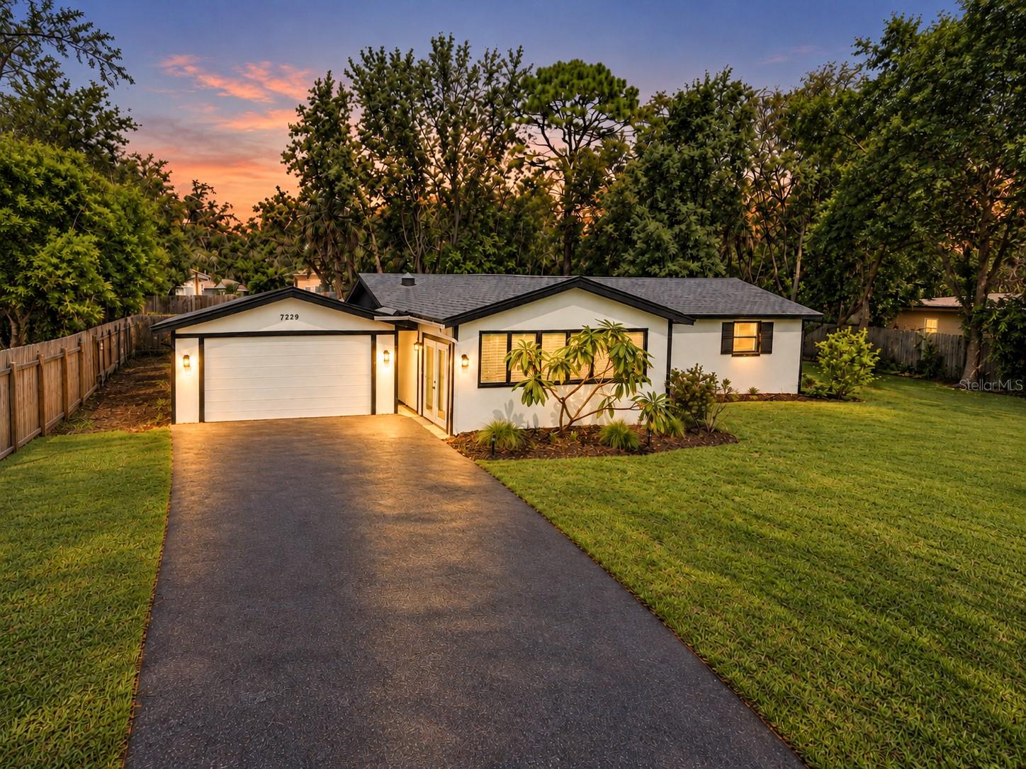 7229 PLATHE RD - Photo 1