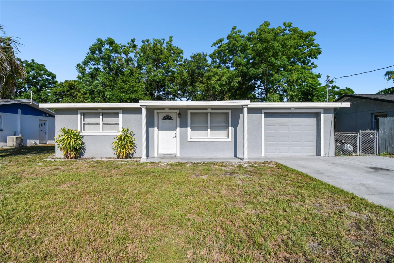11011 PICKERING LN - Photo 1