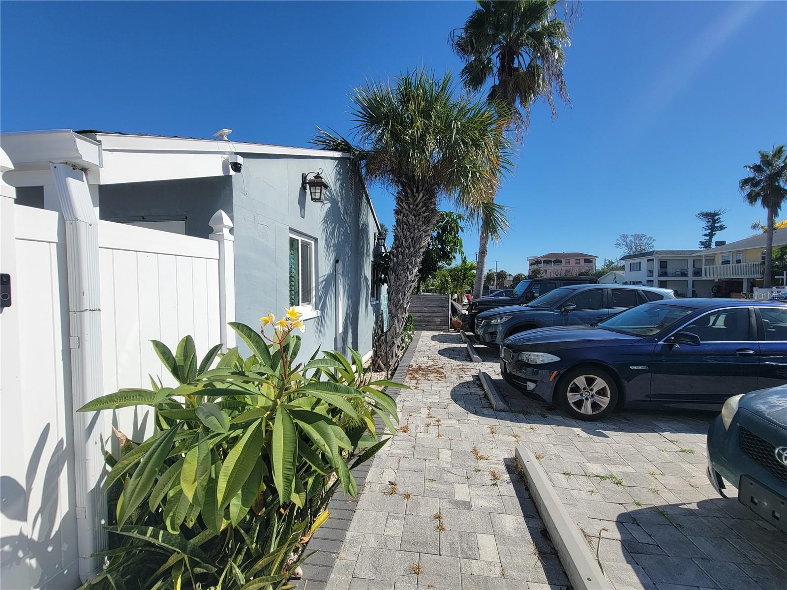 605 69TH AVE #2 - Photo 1