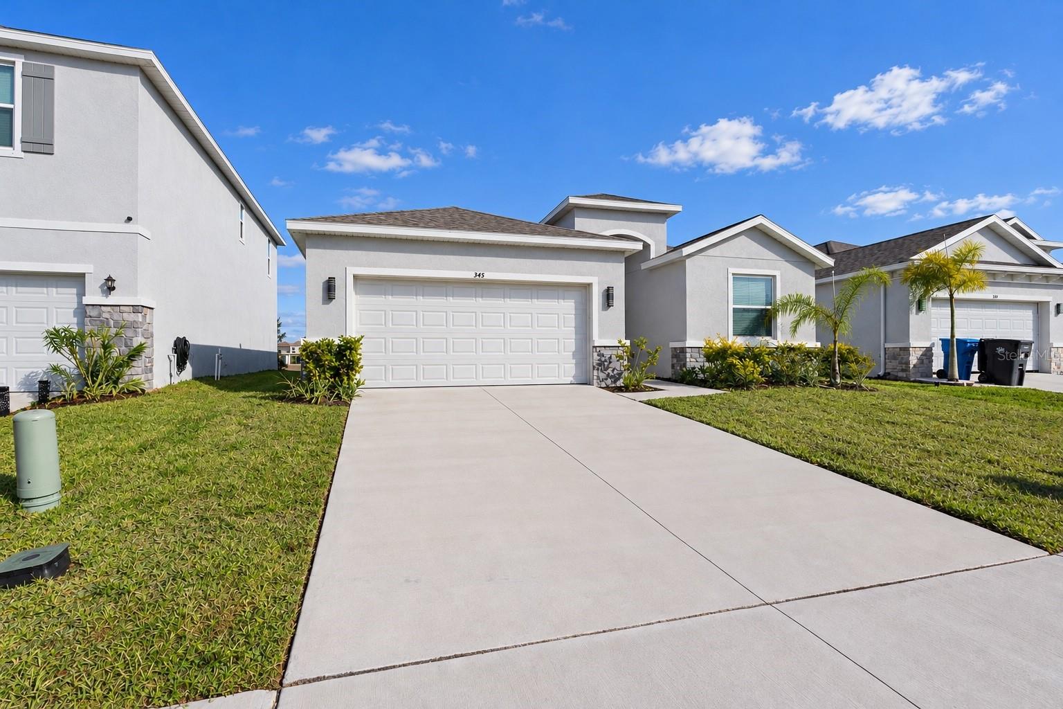 345 MANGROVE MANOR DR - Photo 1