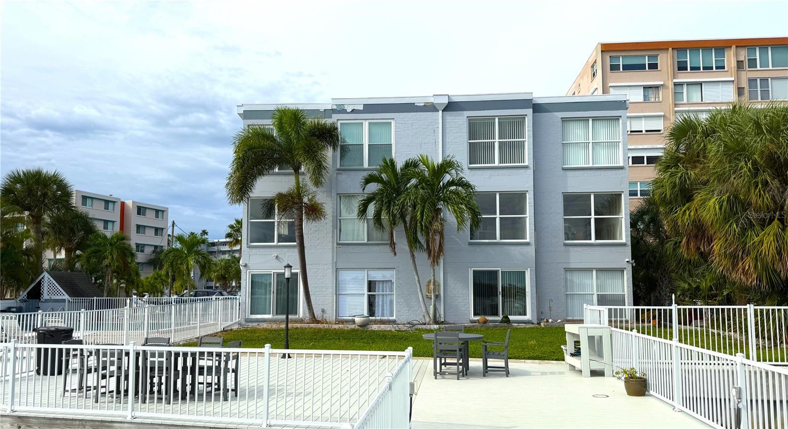 1859 SHORE DR S #208 - Photo 1