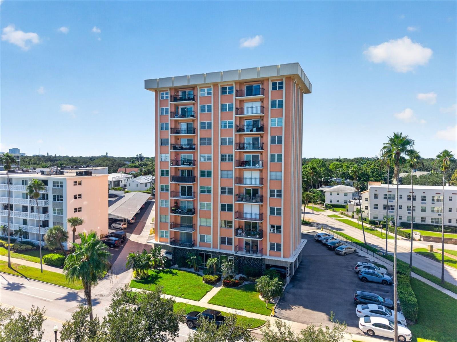 1120 N SHORE DR NE #502 - Photo 1