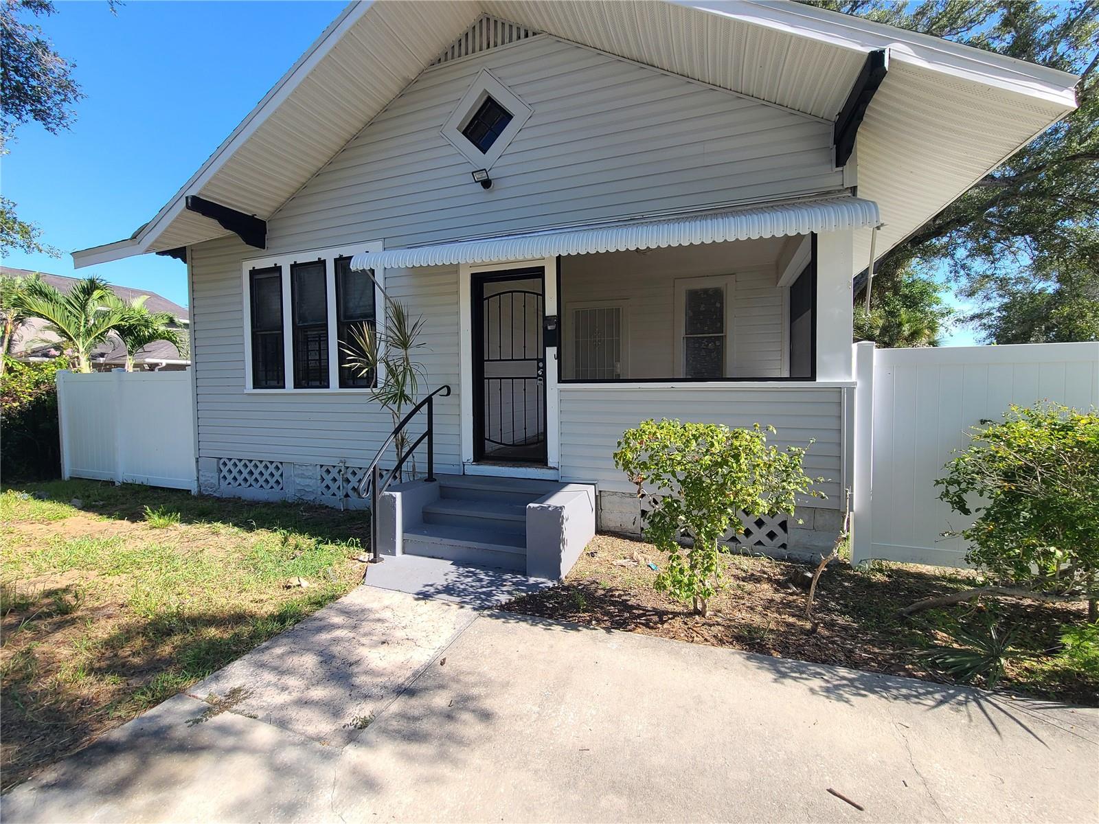 1060 18TH AVE S - Photo 1