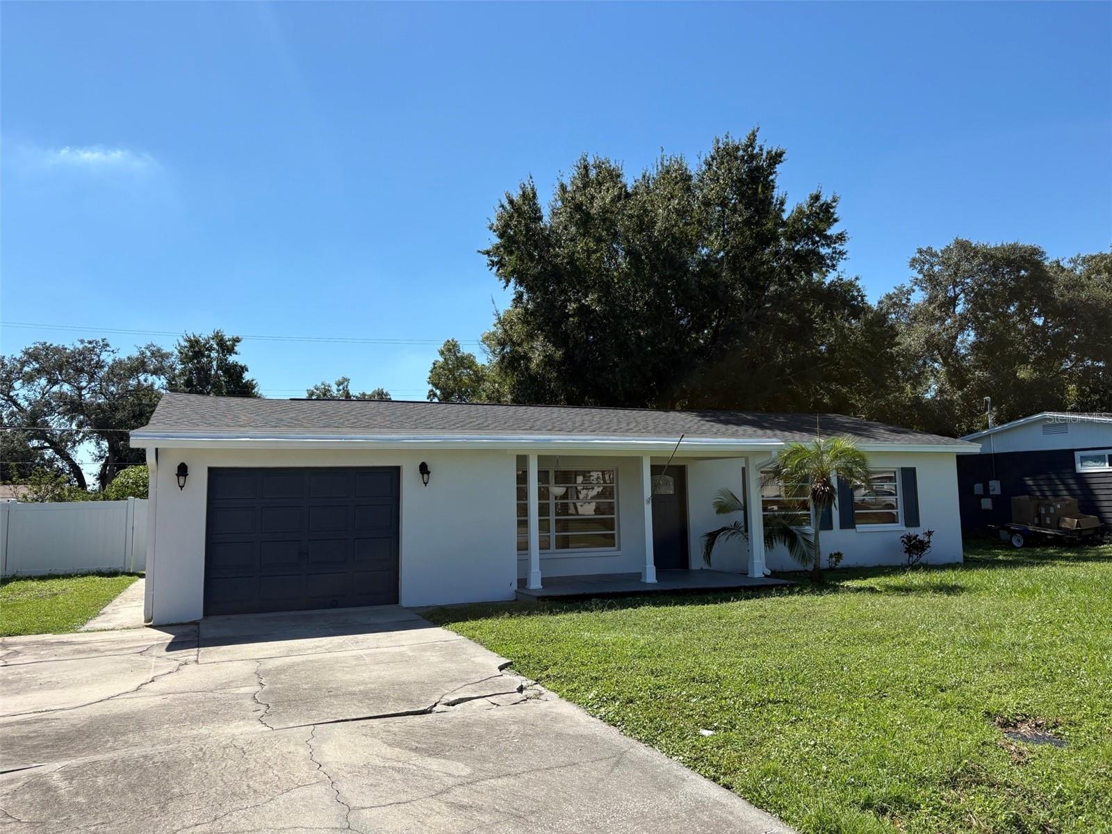 1518 W RIVER LN - Photo 1