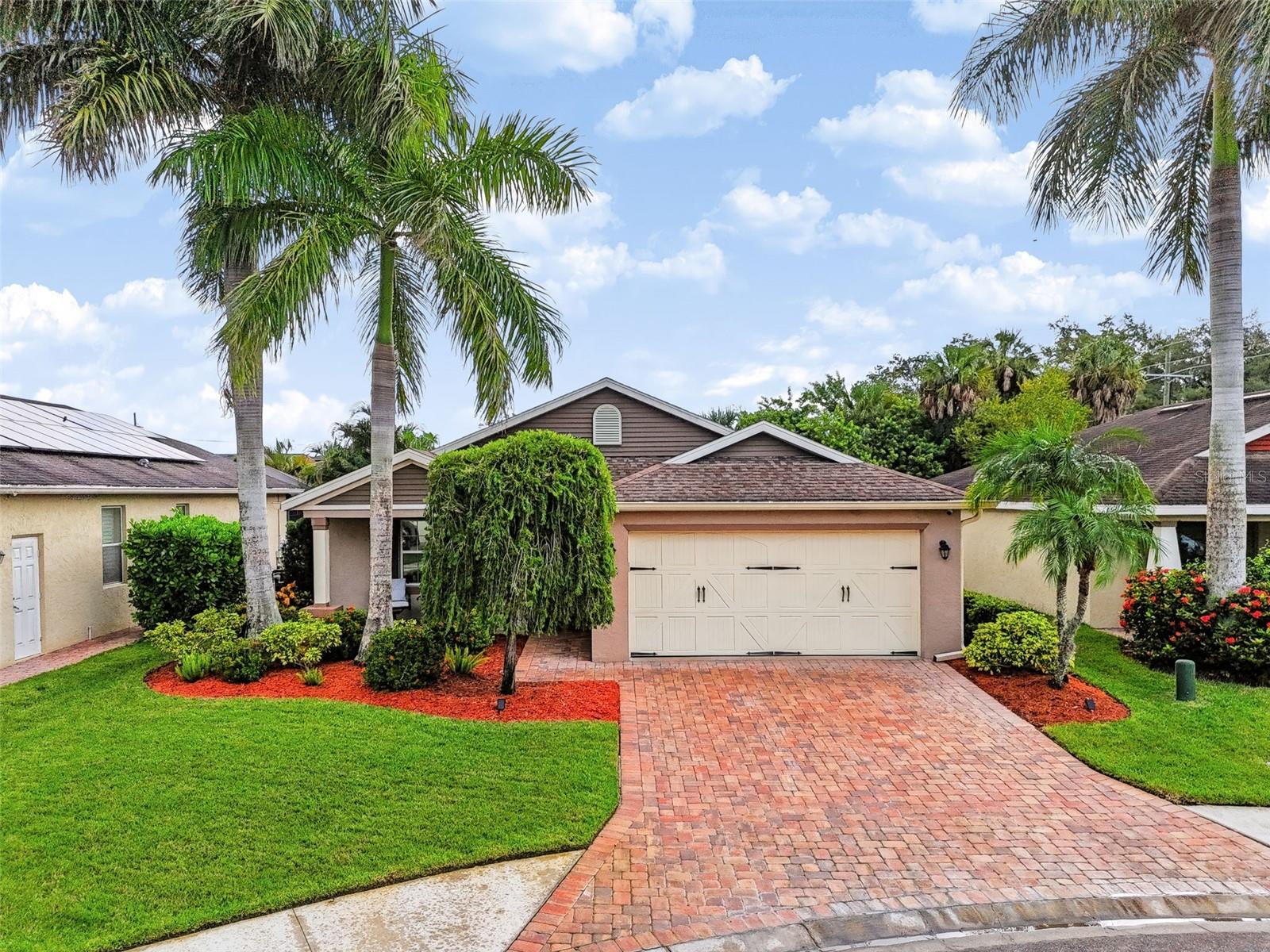 105 SAN LORENZO CT - Photo 1