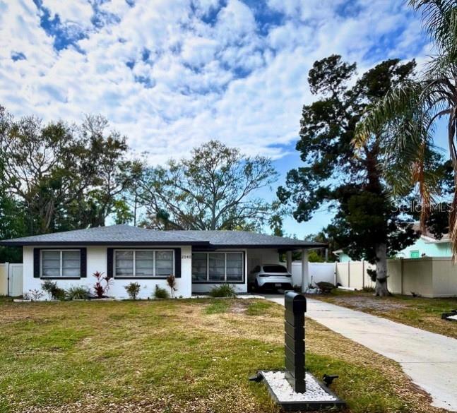 2040 YALE AVE - Photo 1