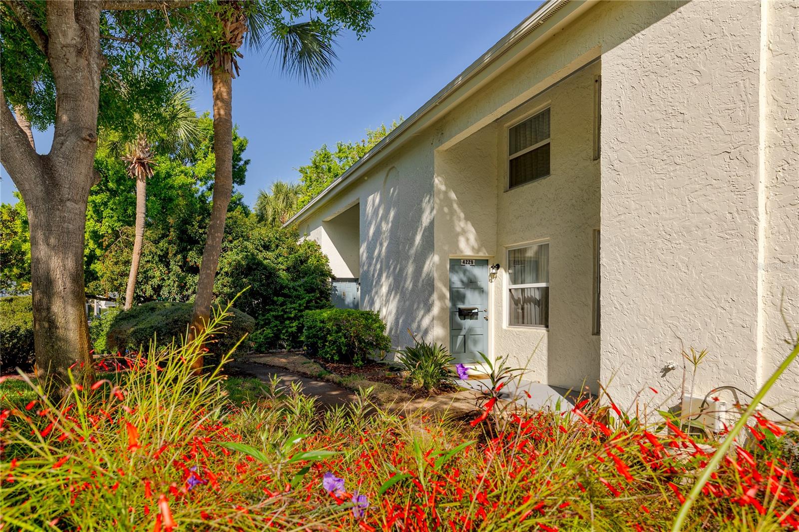 4229 LA PALMA CT - Photo 1