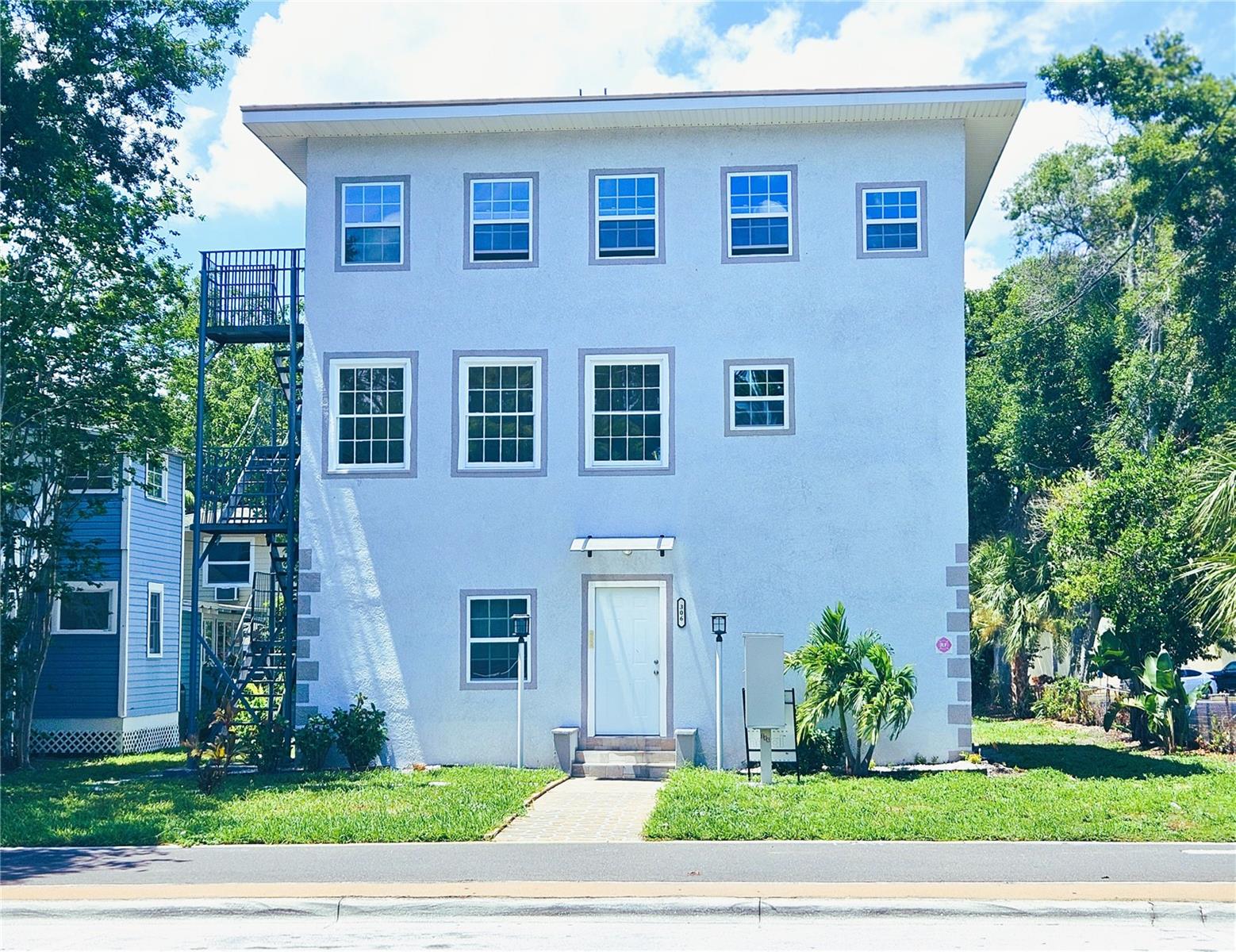 306 TURNER ST #6 - Photo 1