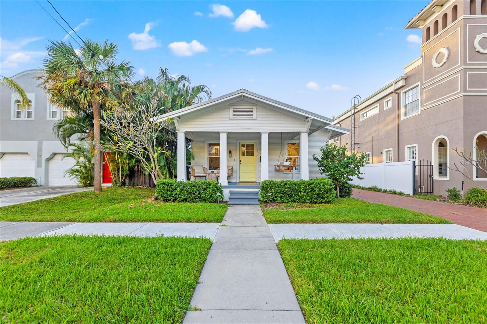409 S FREMONT AVE - Photo 1