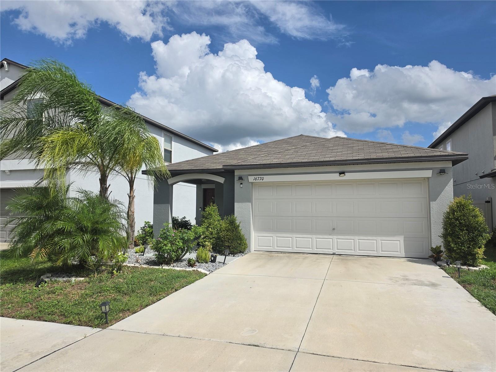 16770 DELIA ST - Photo 1