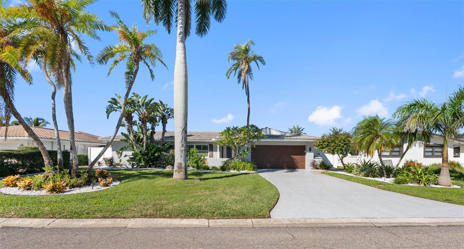 68 S WINDWARD IS W - Photo 1