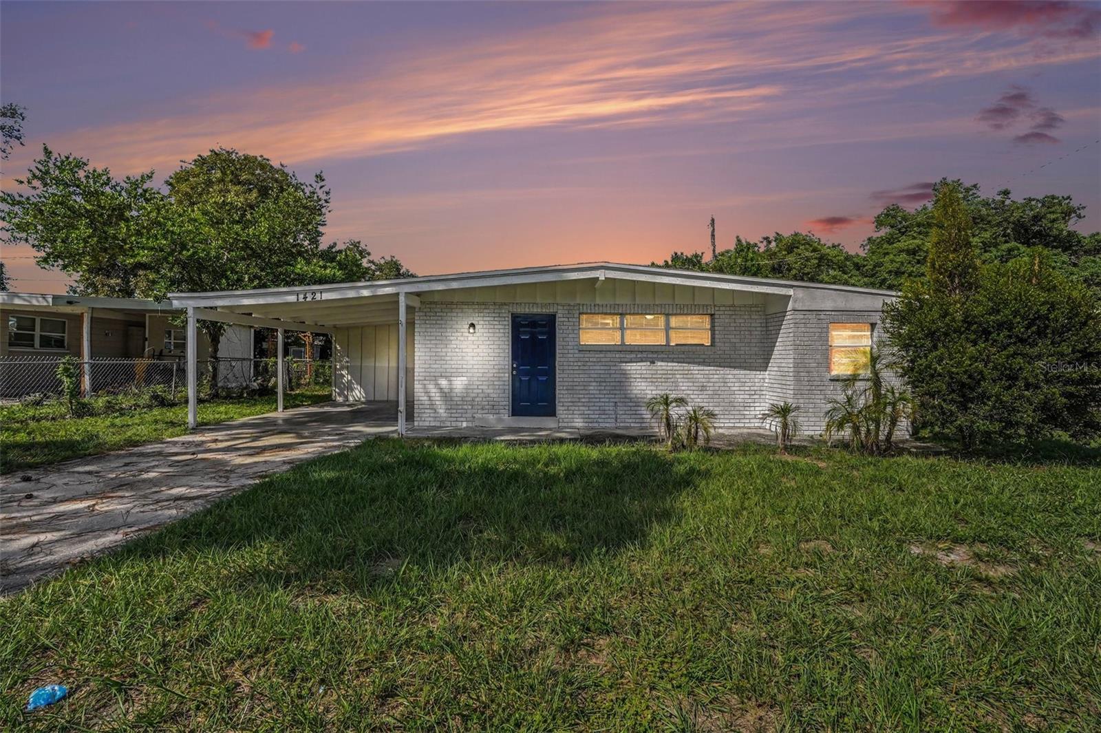 1421 LONGWOOD LOOP - Photo 1