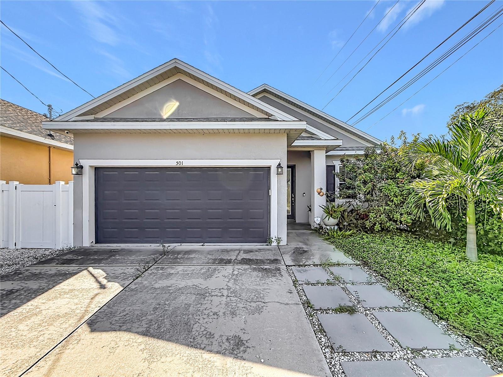 501 FRANCES ST - Photo 1