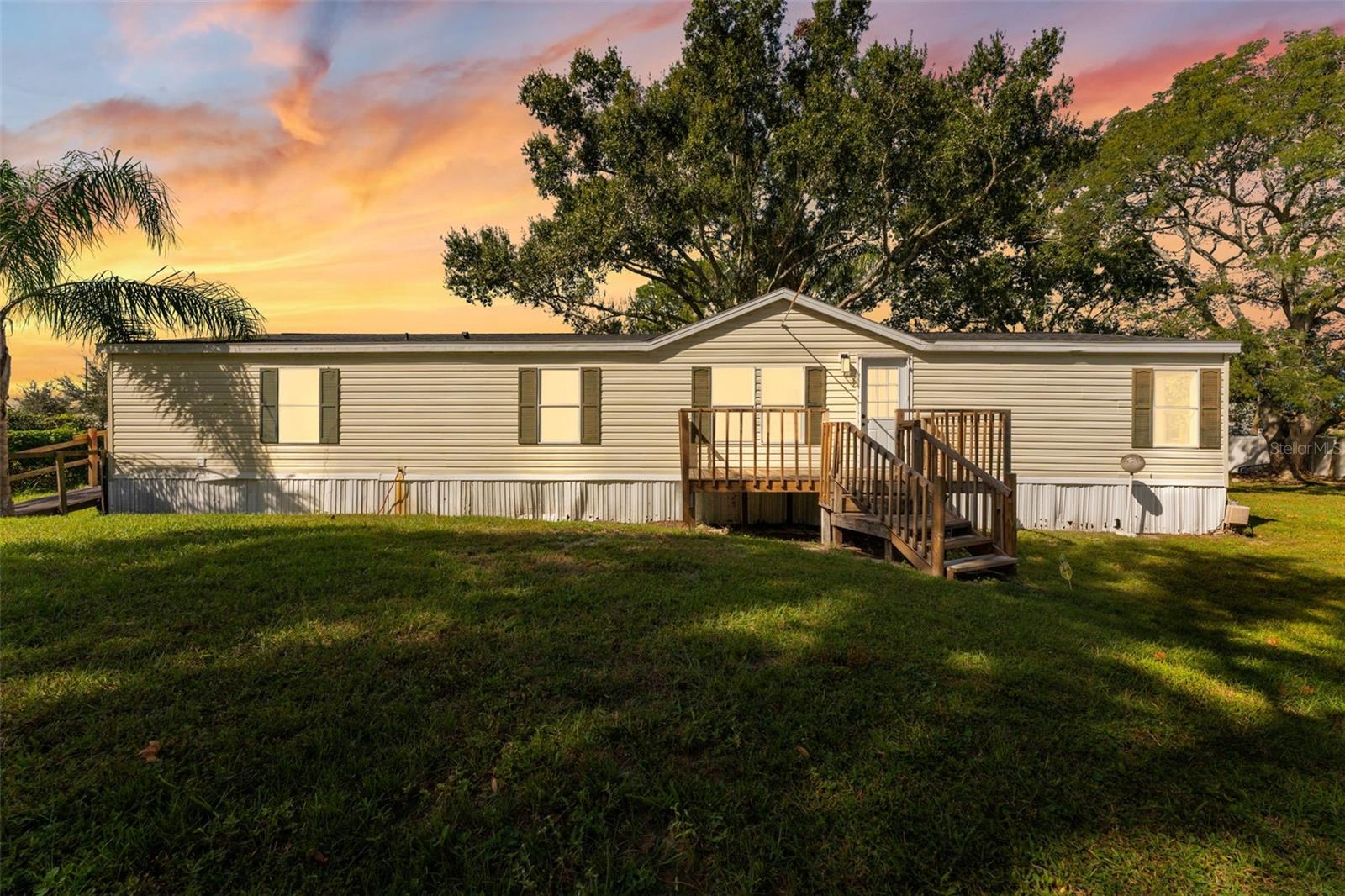 11004 KITTY HAWK DR - Photo 1