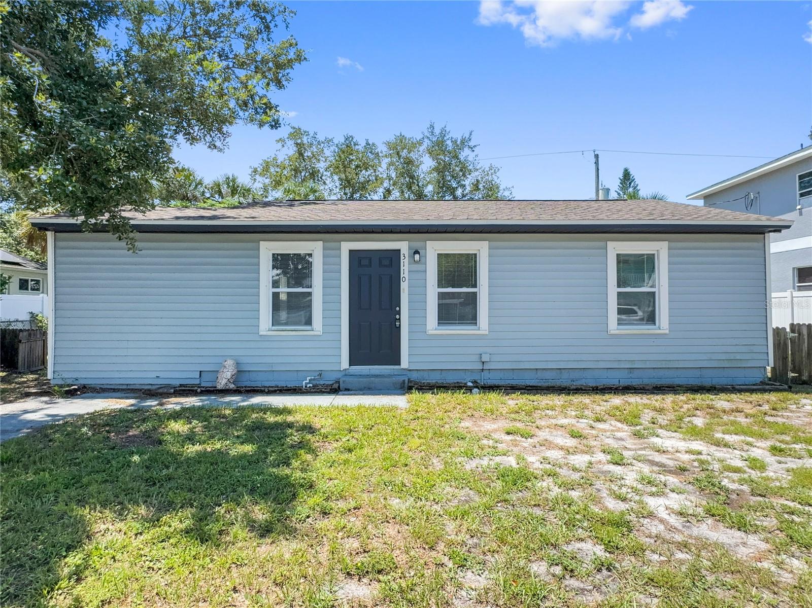 3110 W HARTNETT AVE - Photo 1