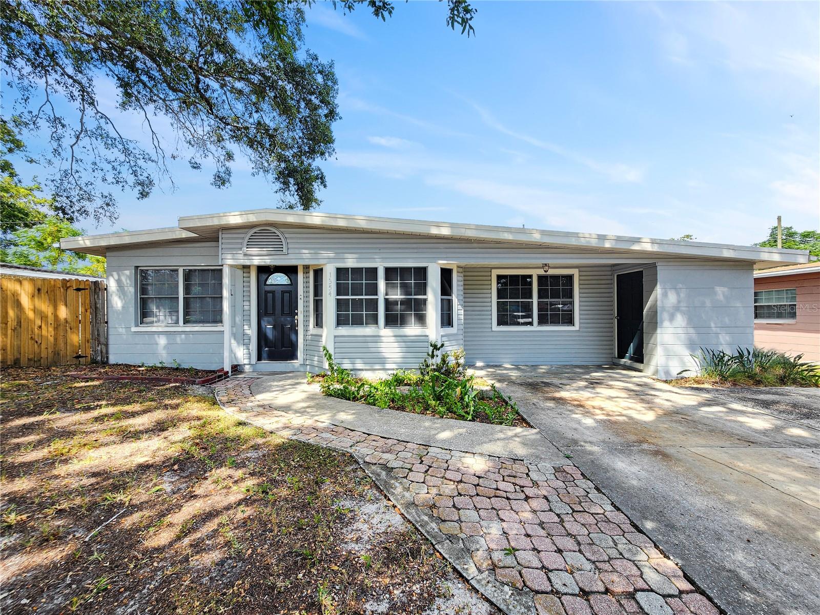 1354 TUSCOLA ST - Photo 1