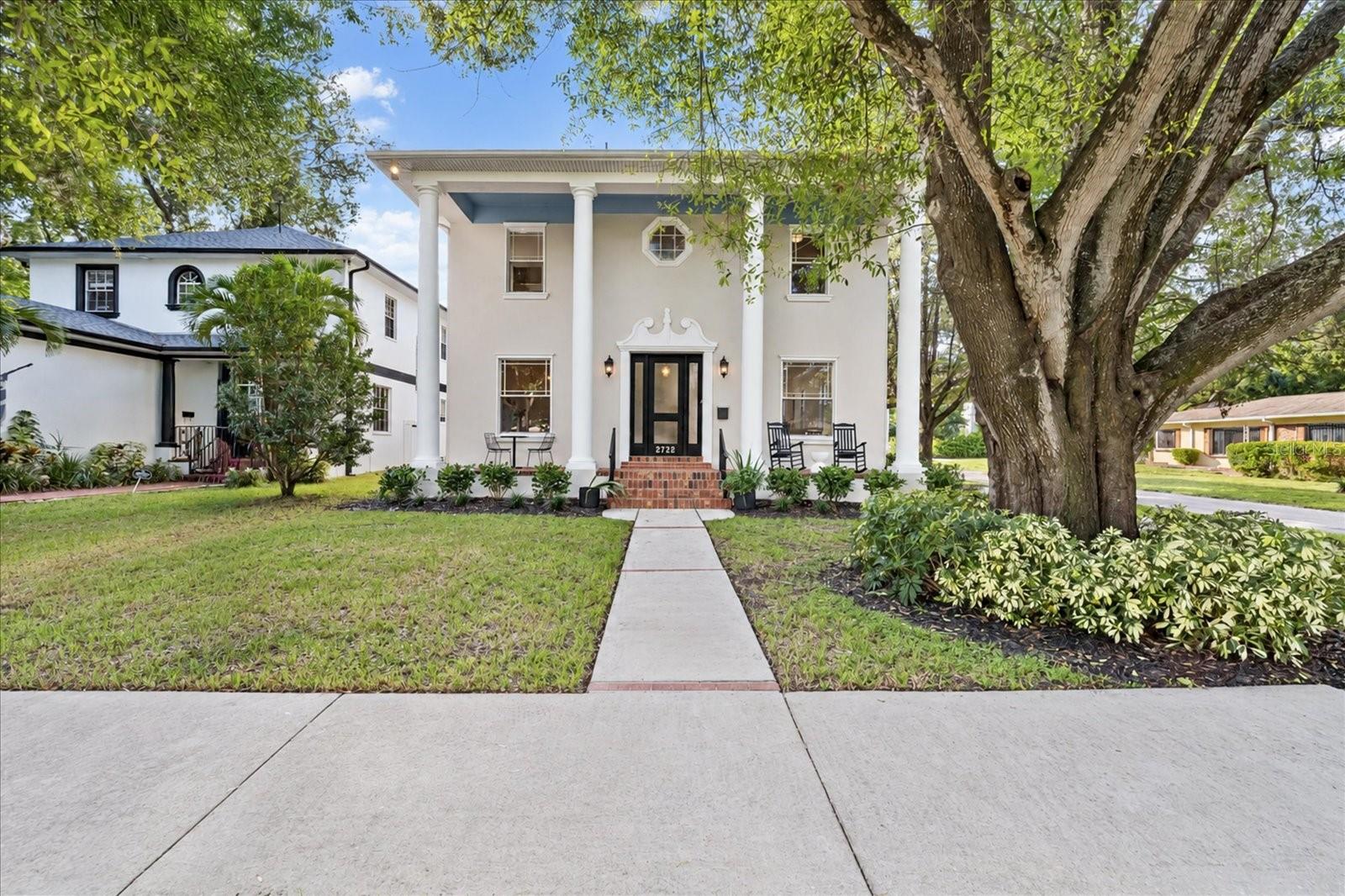 2722 N MYRTLE AVE - Photo 1