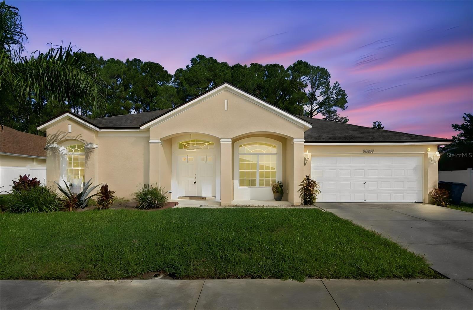 20827 WOODVALE LN - Photo 1