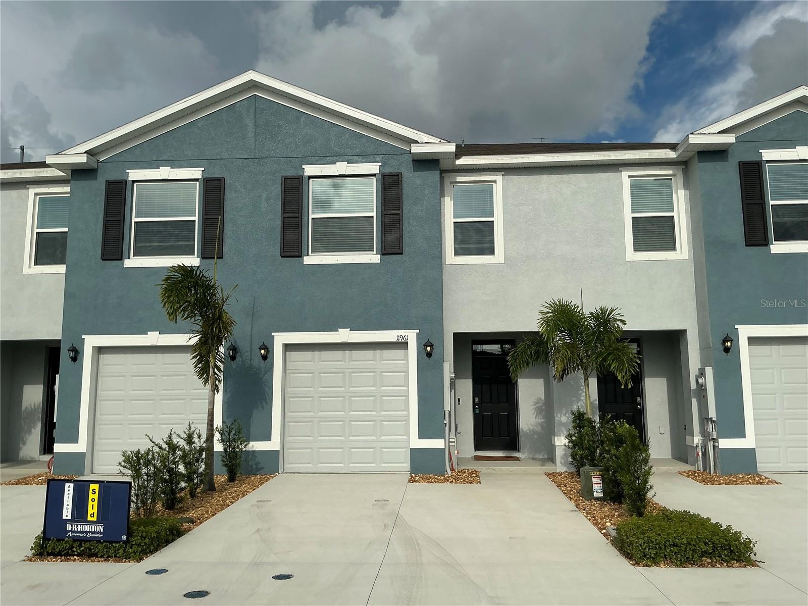 11961 HAMILTON AVE - Photo 1