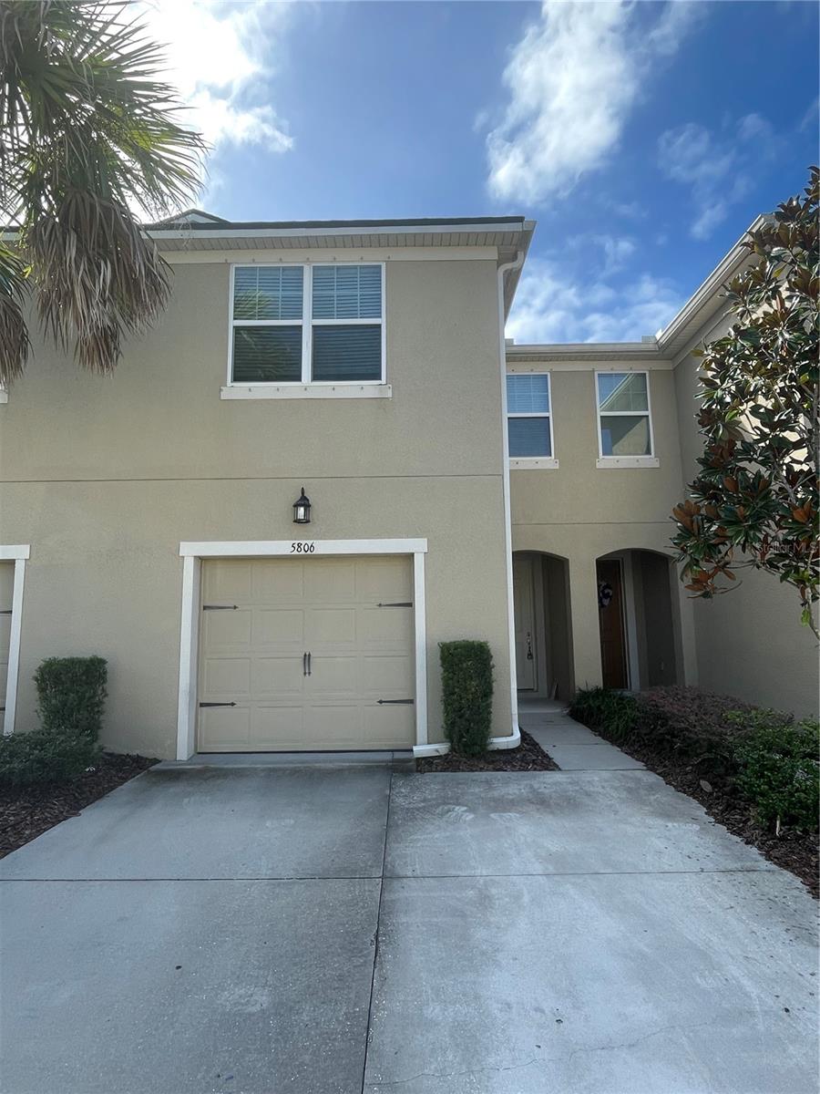 5806 GRAND SONATA AVE - Photo 1