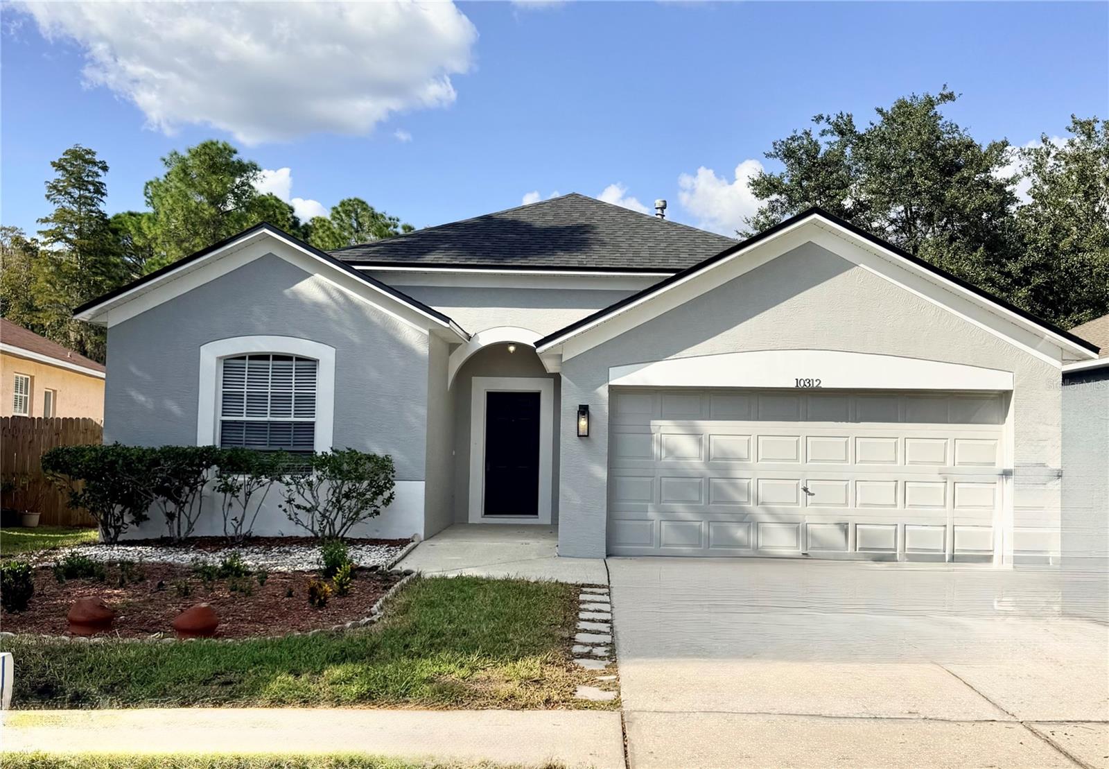 10312 GOLDENBROOK WAY - Photo 1