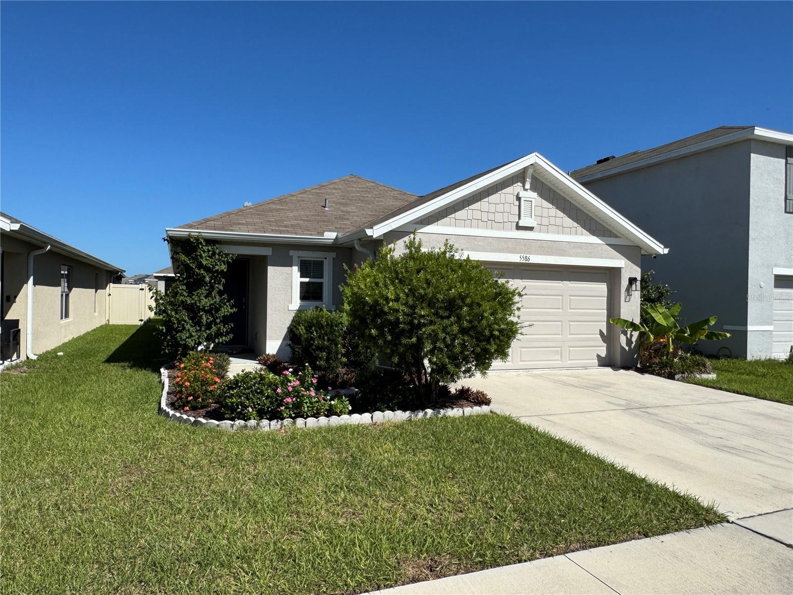 5586 LOGAN CAVE AVE - Photo 1