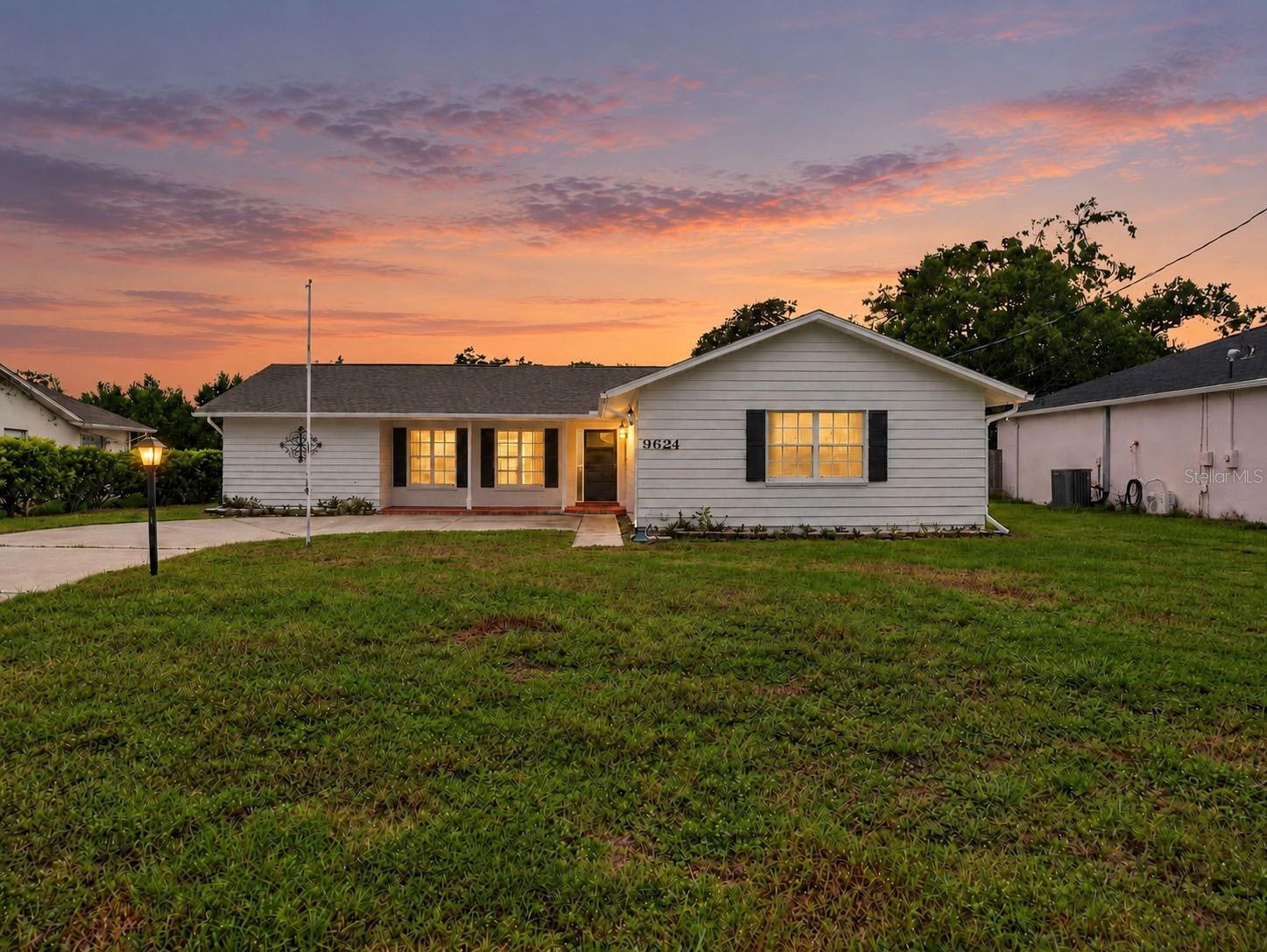 9624 HORIZON DR - Photo 1