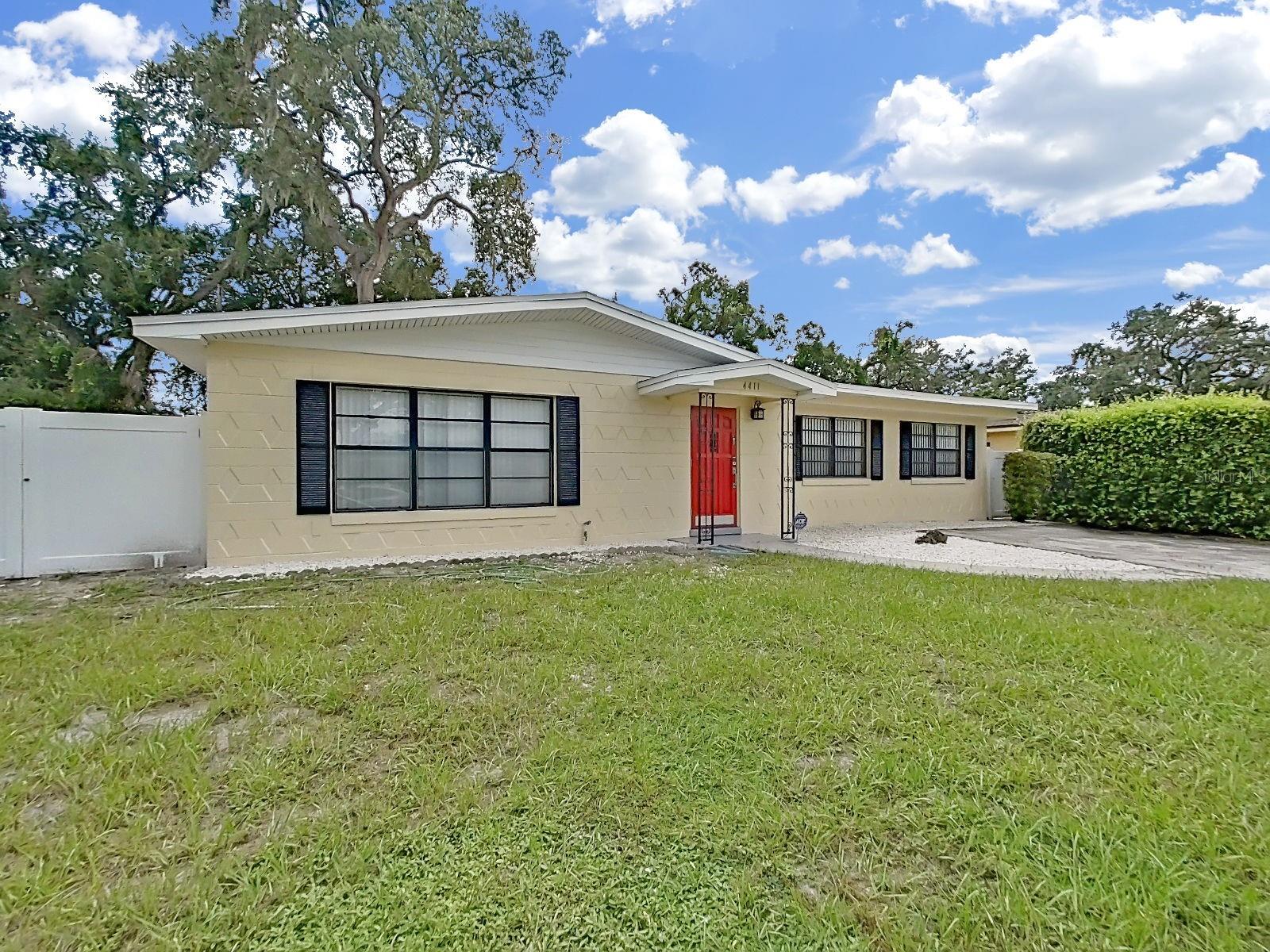 4411 BASS ST - Photo 1