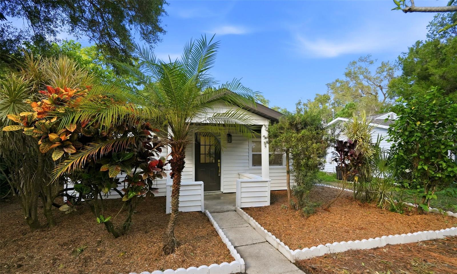 7909 49TH AVE N - Photo 1