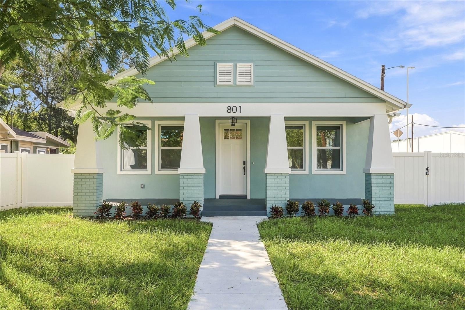 801 E GIDDENS AVE - Photo 1