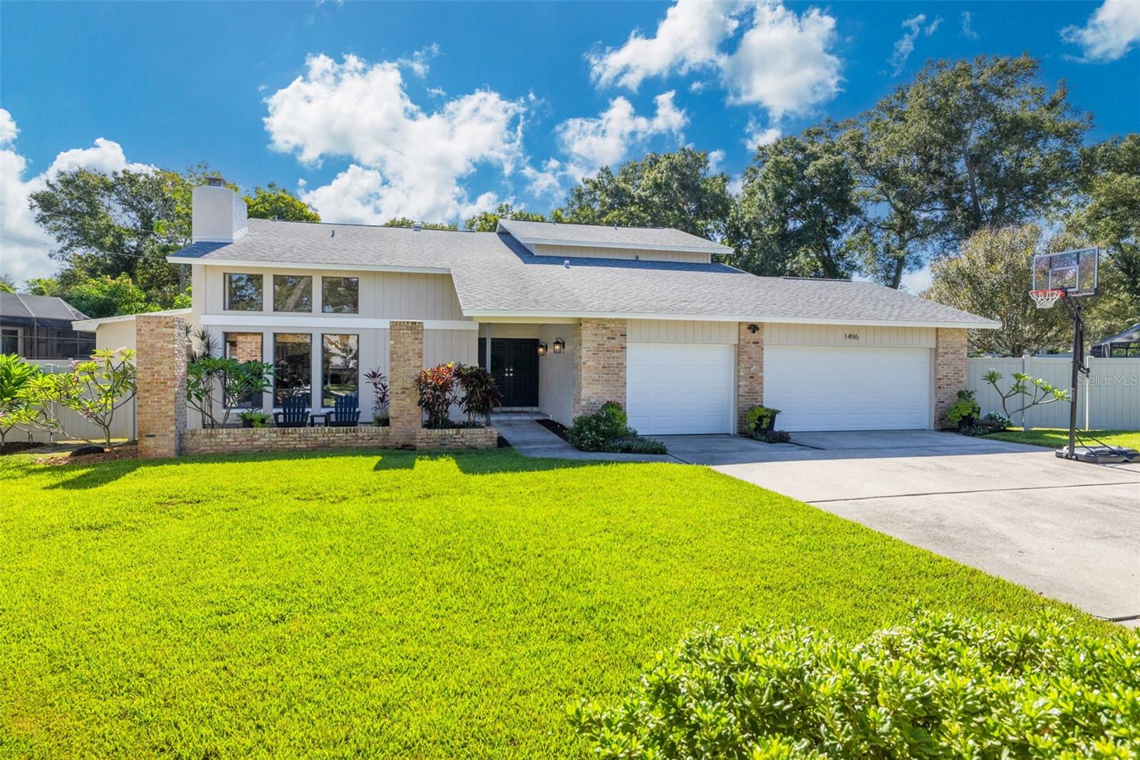 1496 TREETOP DR - Photo 1
