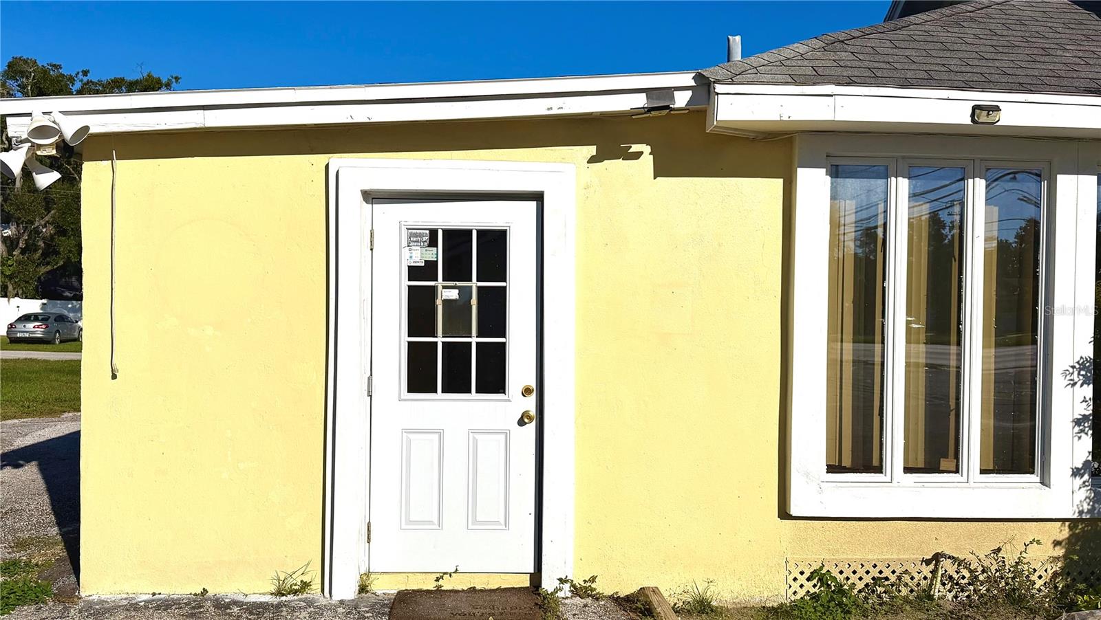 3001 W WATERS AVE #B - Photo 1