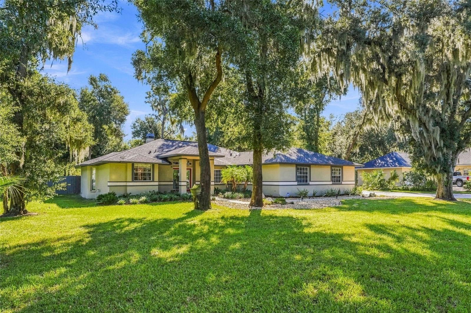 8416 SOUTHWOOD OAKS ST - Photo 1