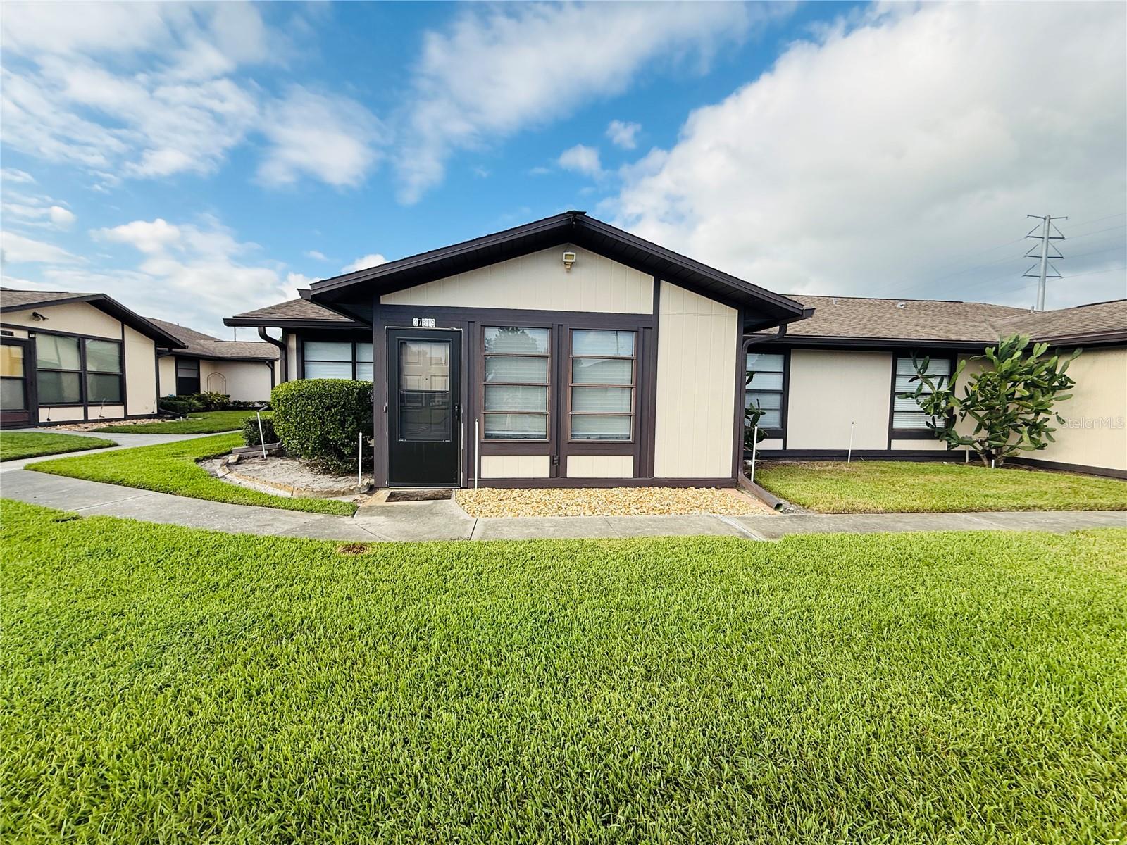 37819 ALISSA DR - Photo 1