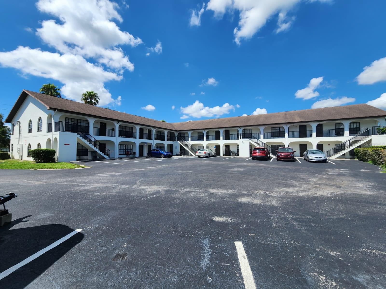4393 MILLWOOD RD - Photo 1