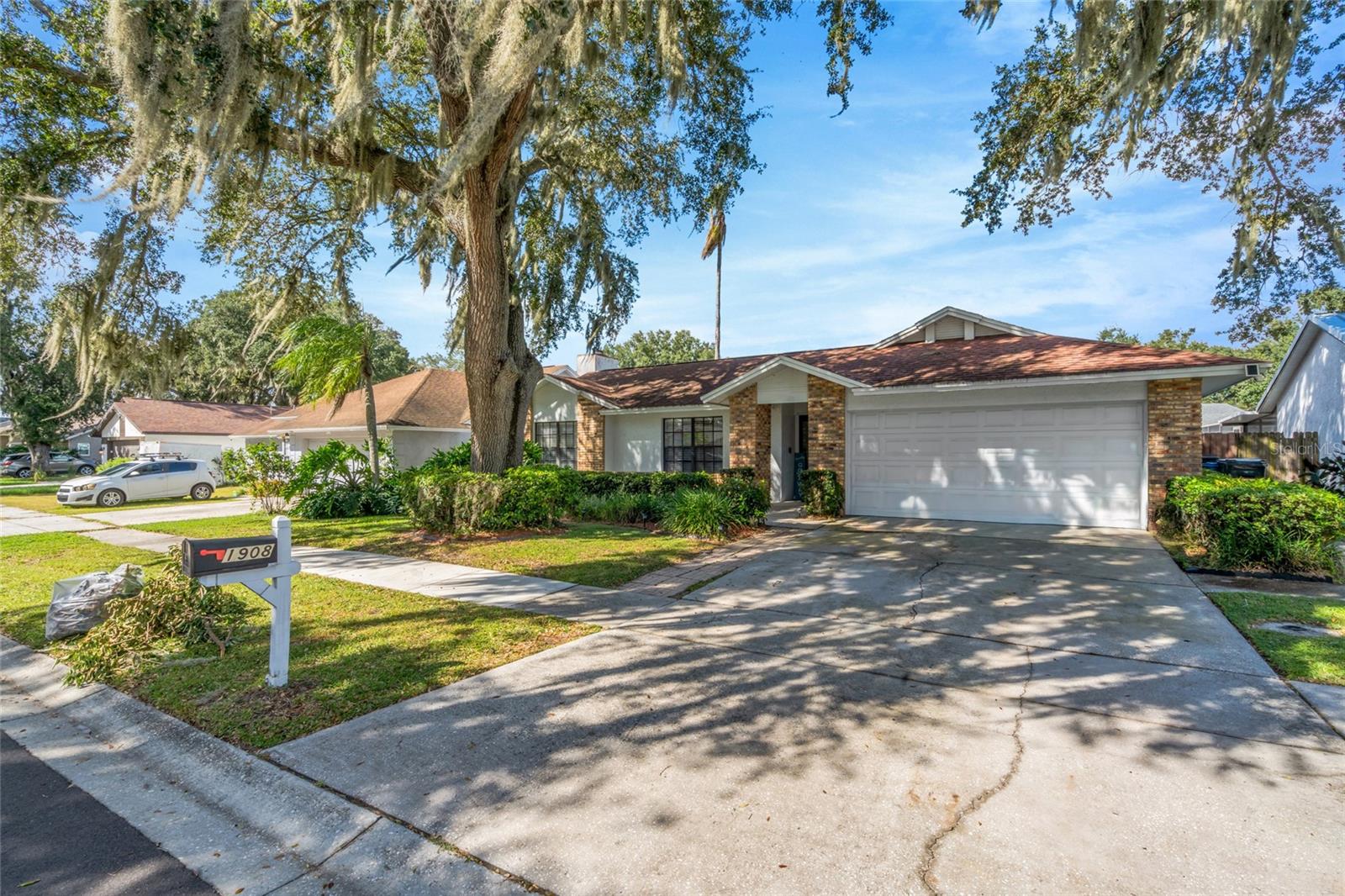 1908 LANDSIDE DR - Photo 1