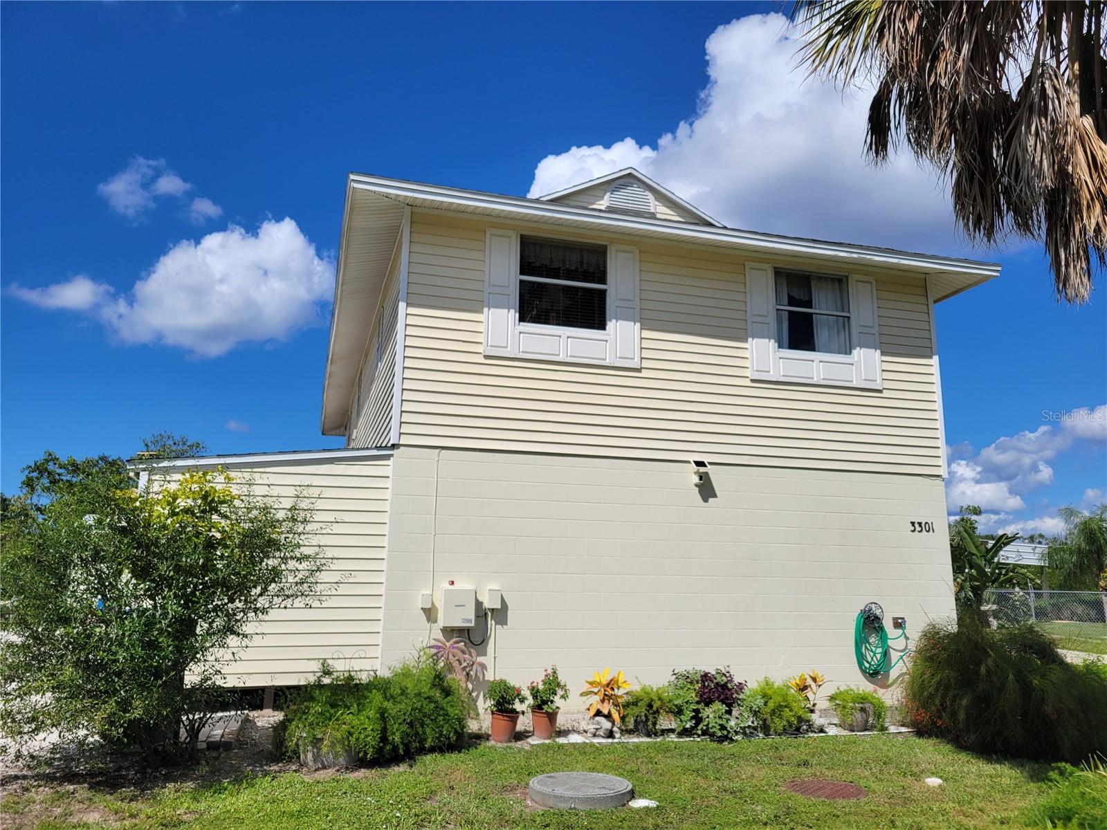 3301 W SHELL POINT RD - Photo 1