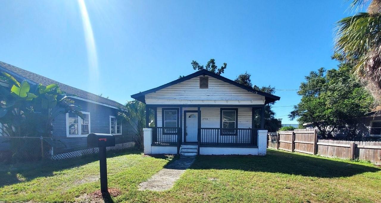 2701 E COLUMBUS DR - Photo 1