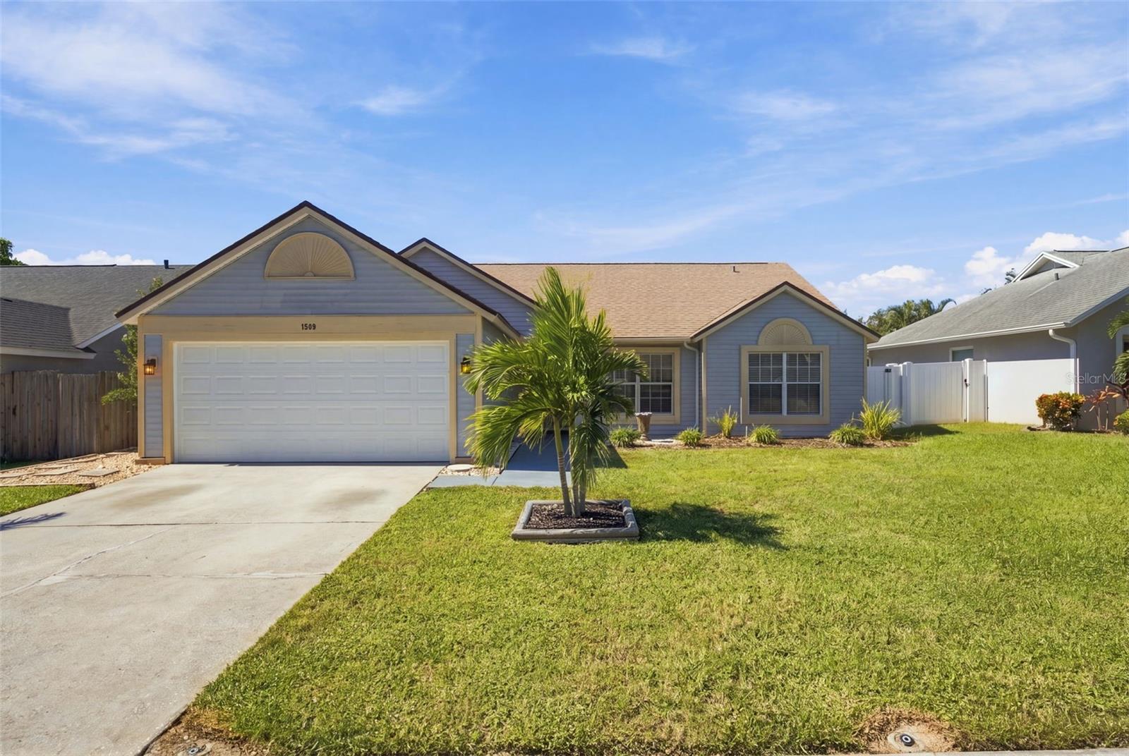 1509 RIDGE SHORE DR - Photo 1