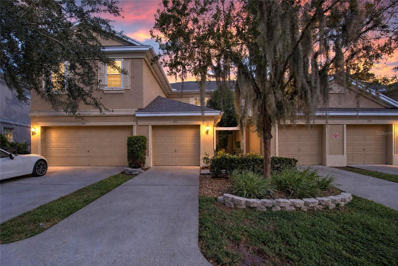 4109 KEY THATCH DR - Photo 1