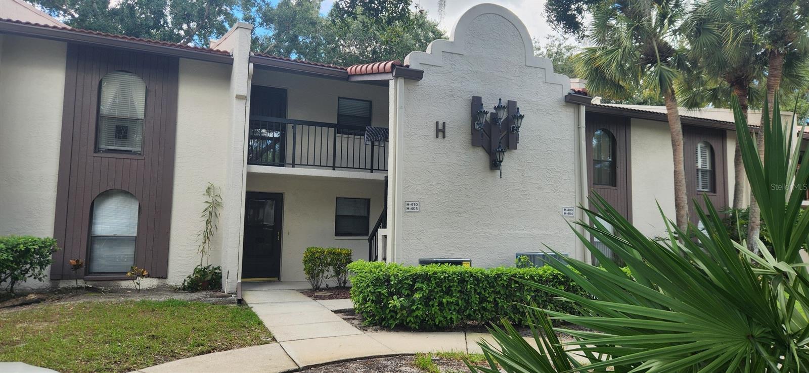 3505 TARPON WOODS BLVD #H405 - Photo 1