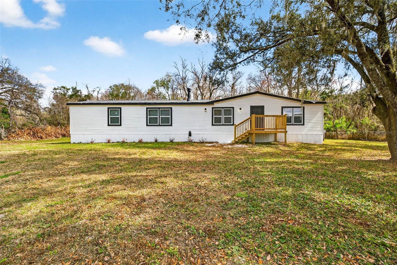 6126 TULIP DR - Photo 1