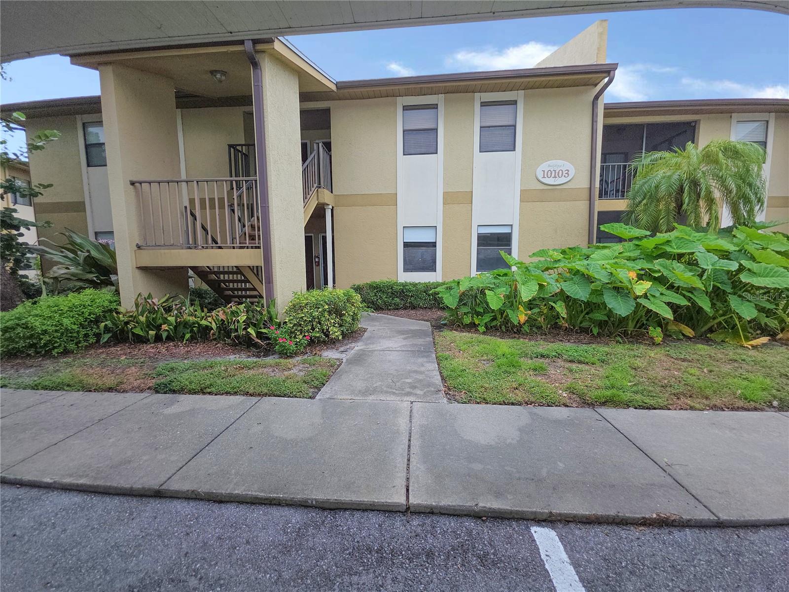 10103 SAILWINDS BLVD N #102 - Photo 1