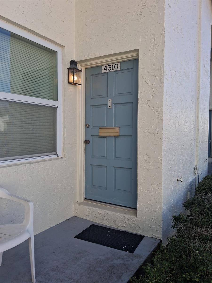4310 LA MORA CT - Photo 1