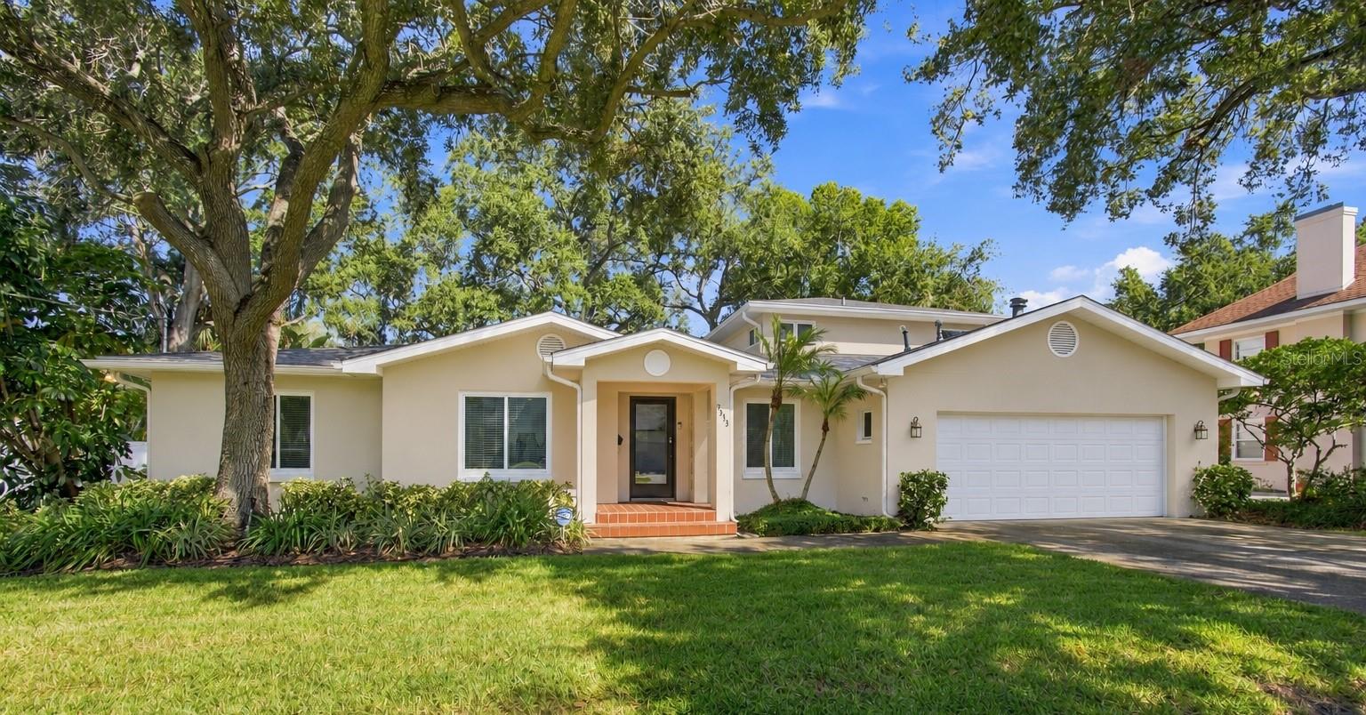3913 W BARCELONA ST - Photo 1
