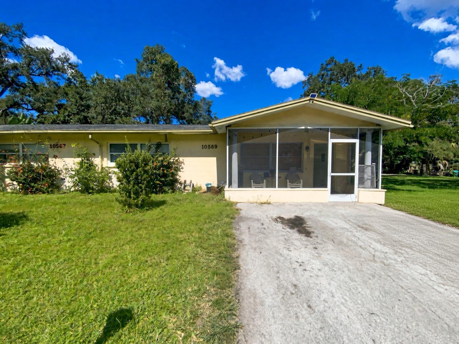 10569 DIXON DR - Photo 1
